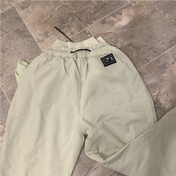 Gymshark bundle - Picture 3 of 4